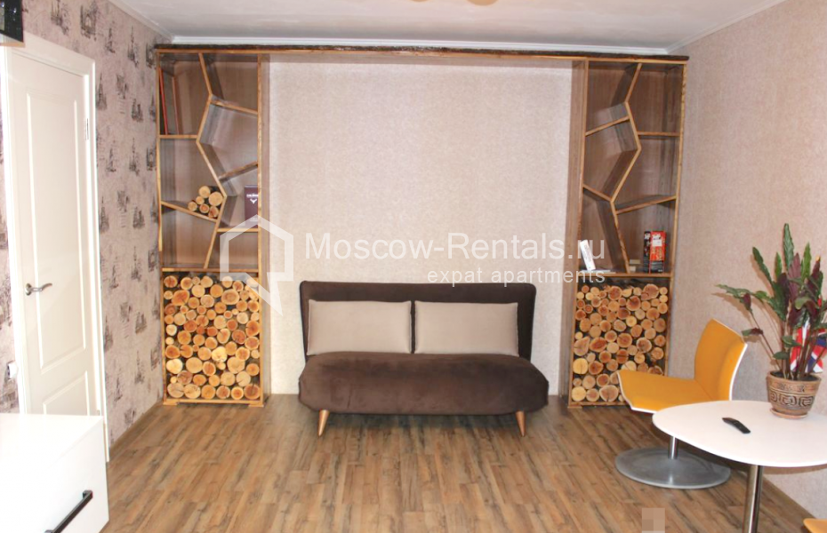 Photo #1 3-room (2 BR) apartment for <a href="http://moscow-rentals.ru/en/articles/long-term-rent" target="_blank">a long-term</a> rent
 in Russia, Moscow, Skakovaya str., 13К2