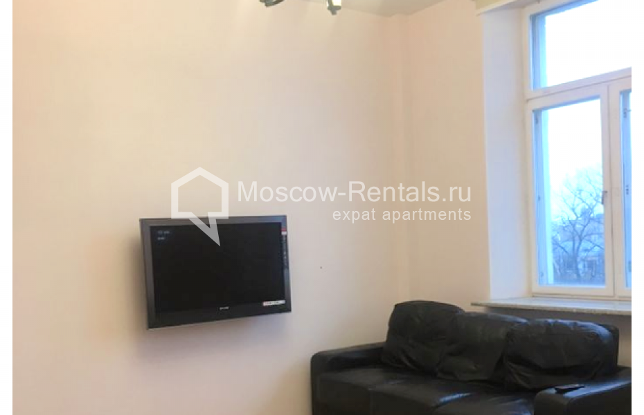 Photo #10 3-room (2 BR) apartment for <a href="http://moscow-rentals.ru/en/articles/long-term-rent" target="_blank">a long-term</a> rent
 in Russia, Moscow, Strastnoi blv., 13А