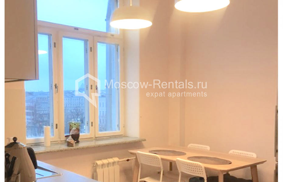 Photo #6 3-room (2 BR) apartment for <a href="http://moscow-rentals.ru/en/articles/long-term-rent" target="_blank">a long-term</a> rent
 in Russia, Moscow, Strastnoi blv., 13А