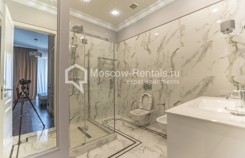 Photo #22 4-room (3 BR) apartment for <a href="http://moscow-rentals.ru/en/articles/long-term-rent" target="_blank">a long-term</a> rent
 in Russia, Moscow, Efremova str, 10 с 1 к 4/4
