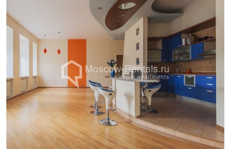Photo #1 4-room (3 BR) apartment for <a href="http://moscow-rentals.ru/en/articles/long-term-rent" target="_blank">a long-term</a> rent
 in Russia, Moscow, Mashkova str, 17