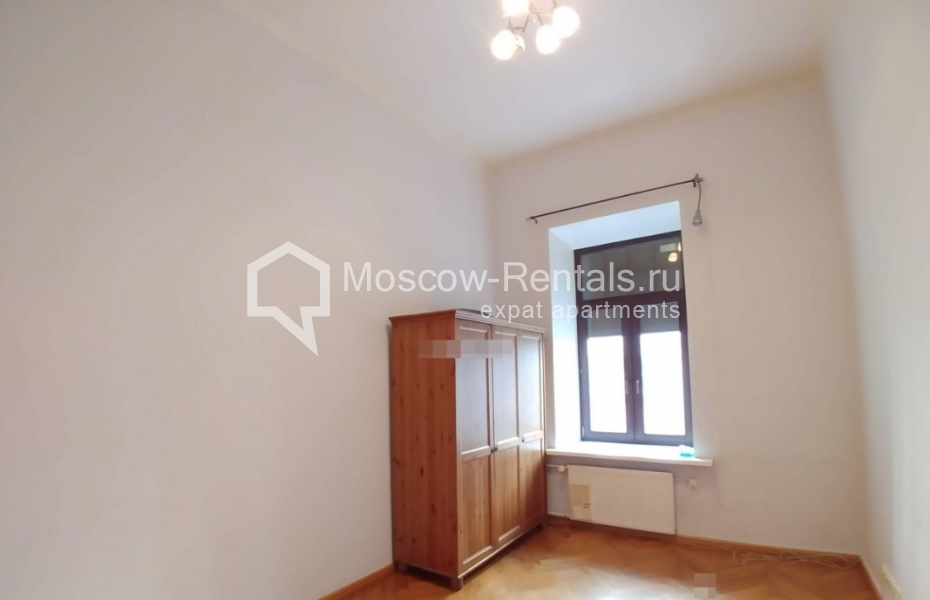 Photo #8 4-room (3 BR) apartment for <a href="http://moscow-rentals.ru/en/articles/long-term-rent" target="_blank">a long-term</a> rent
 in Russia, Moscow, Rybnikov str, 2