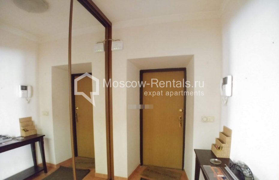 Photo #12 4-room (3 BR) apartment for <a href="http://moscow-rentals.ru/en/articles/long-term-rent" target="_blank">a long-term</a> rent
 in Russia, Moscow, Rybnikov str, 2