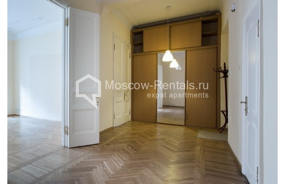 Photo #12 5-room (4 BR) apartment for <a href="http://moscow-rentals.ru/en/articles/long-term-rent" target="_blank">a long-term</a> rent
 in Russia, Moscow, Mashkova str, 16
