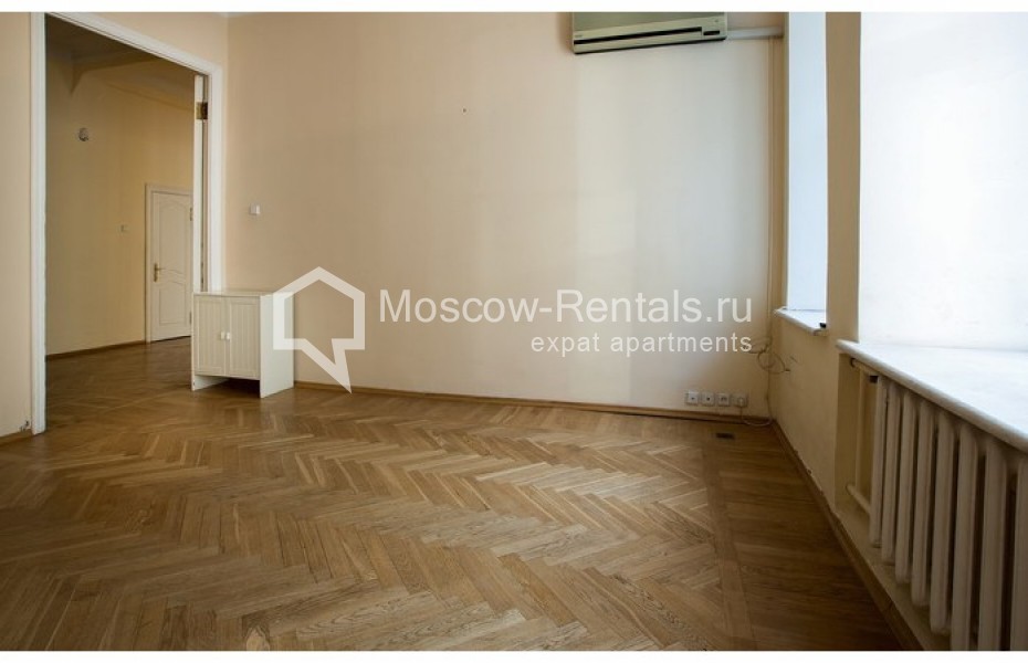 Photo #10 5-room (4 BR) apartment for <a href="http://moscow-rentals.ru/en/articles/long-term-rent" target="_blank">a long-term</a> rent
 in Russia, Moscow, Mashkova str, 16