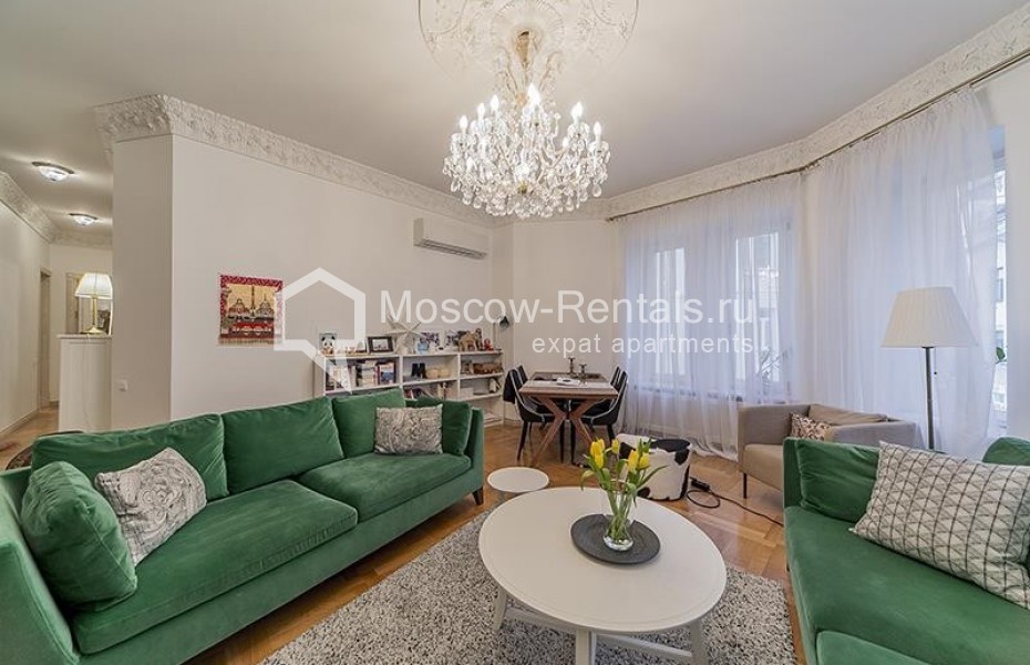 Photo #3 5-room (4 BR) apartment for <a href="http://moscow-rentals.ru/en/articles/long-term-rent" target="_blank">a long-term</a> rent
 in Russia, Moscow, Trekhprudnyi lane, 11/13С1