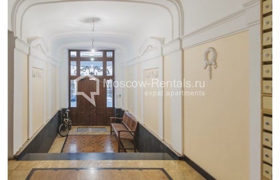 Photo #12 5-room (4 BR) apartment for <a href="http://moscow-rentals.ru/en/articles/long-term-rent" target="_blank">a long-term</a> rent
 in Russia, Moscow, Trekhprudnyi lane, 11/13С1