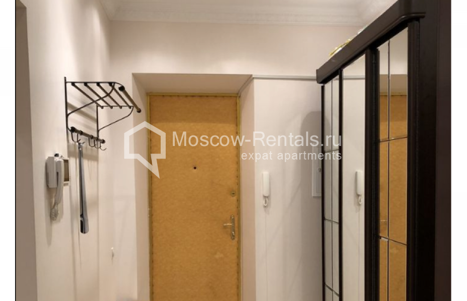 Photo #2 3-room (2 BR) apartment for <a href="http://moscow-rentals.ru/en/articles/long-term-rent" target="_blank">a long-term</a> rent
 in Russia, Moscow, Vasilievskaya str, 4