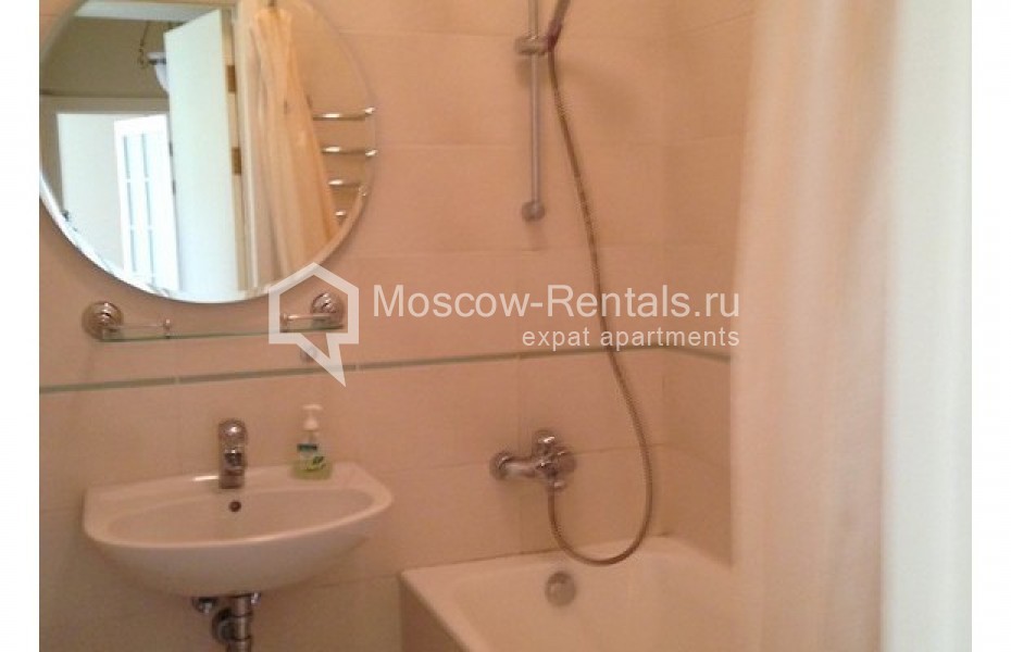 Photo #9 2-room (1 BR) apartment for <a href="http://moscow-rentals.ru/en/articles/long-term-rent" target="_blank">a long-term</a> rent
 in Russia, Moscow, Frunzenskaya emb, 38/1