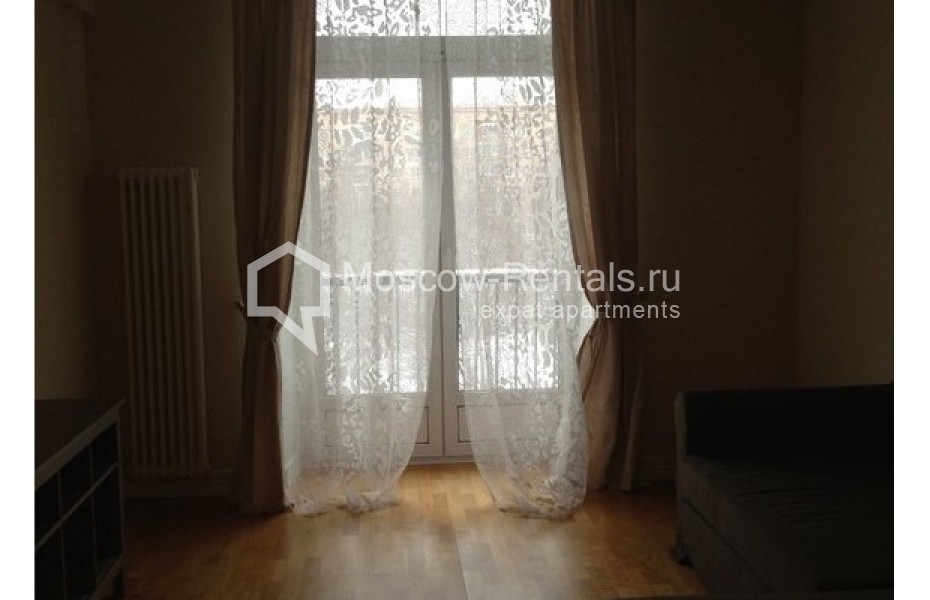 Photo #6 2-room (1 BR) apartment for <a href="http://moscow-rentals.ru/en/articles/long-term-rent" target="_blank">a long-term</a> rent
 in Russia, Moscow, Frunzenskaya emb, 38/1