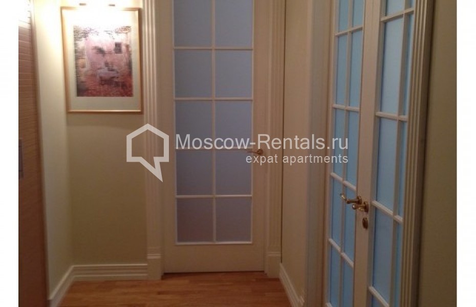 Photo #8 2-room (1 BR) apartment for <a href="http://moscow-rentals.ru/en/articles/long-term-rent" target="_blank">a long-term</a> rent
 in Russia, Moscow, Frunzenskaya emb, 38/1