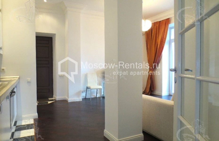 Photo #5 3-room (2 BR) apartment for <a href="http://moscow-rentals.ru/en/articles/long-term-rent" target="_blank">a long-term</a> rent
 in Russia, Moscow, Glinishevskyi lane, 5/7