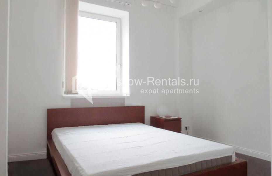 Photo #6 3-room (2 BR) apartment for <a href="http://moscow-rentals.ru/en/articles/long-term-rent" target="_blank">a long-term</a> rent
 in Russia, Moscow, Glinishevskyi lane, 5/7