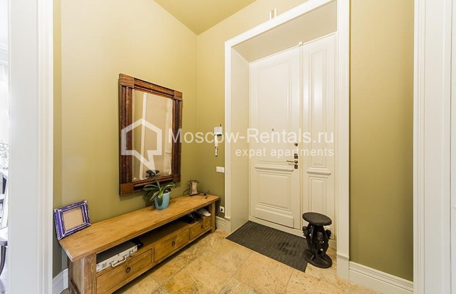 Photo #15 4-room (3 BR) apartment for <a href="http://moscow-rentals.ru/en/articles/long-term-rent" target="_blank">a long-term</a> rent
 in Russia, Moscow, B. Bronnaya str., 7
