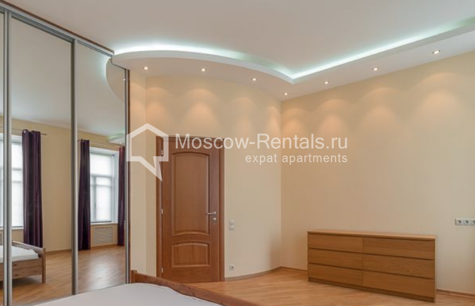 Фото №13 4-комн. кв. в аренду на длительный срок в Россия, Москва, Воротниковский пер, 4