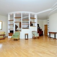 Photo #2 4-room (3 BR) apartment for <a href="http://moscow-rentals.ru/en/articles/long-term-rent" target="_blank">a long-term</a> rent
 in Russia, Moscow, Spiridonovka str, 36С1
