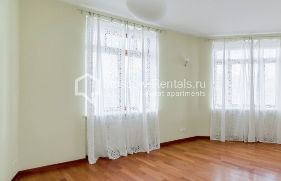 Photo #7 6-room (5 BR) apartment for <a href="http://moscow-rentals.ru/en/articles/long-term-rent" target="_blank">a long-term</a> rent
 in Russia, Moscow, Tverskaya str, 28 к 2