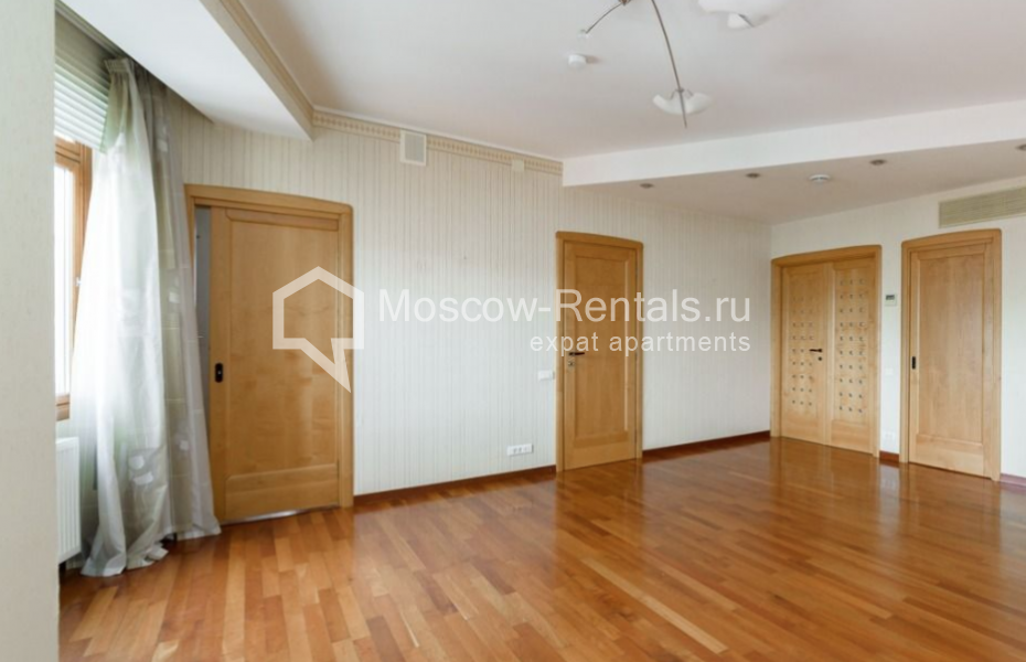 Photo #9 6-room (5 BR) apartment for <a href="http://moscow-rentals.ru/en/articles/long-term-rent" target="_blank">a long-term</a> rent
 in Russia, Moscow, Tverskaya str, 28 к 2
