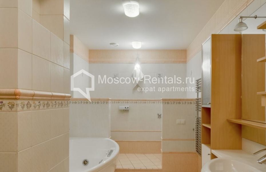 Photo #22 6-room (5 BR) apartment for <a href="http://moscow-rentals.ru/en/articles/long-term-rent" target="_blank">a long-term</a> rent
 in Russia, Moscow, Tverskaya str, 28 к 2