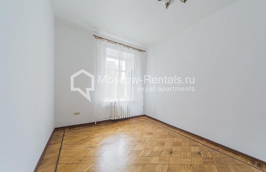 Photo #4 5-room (4 BR) apartment for <a href="http://moscow-rentals.ru/en/articles/long-term-rent" target="_blank">a long-term</a> rent
 in Russia, Moscow, Petrovskyi lane, 1/30С1