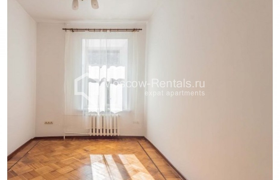 Photo #6 5-room (4 BR) apartment for <a href="http://moscow-rentals.ru/en/articles/long-term-rent" target="_blank">a long-term</a> rent
 in Russia, Moscow, Petrovskyi lane, 1/30С1