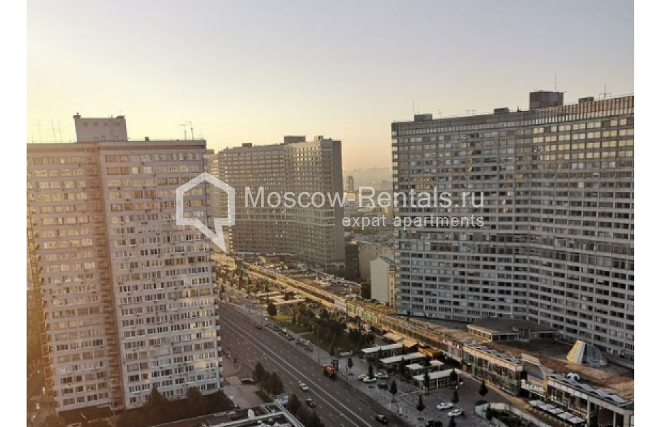 Photo #2 2-room (1 BR) apartment for <a href="http://moscow-rentals.ru/en/articles/long-term-rent" target="_blank">a long-term</a> rent
 in Russia, Moscow, New Arbat str, 26