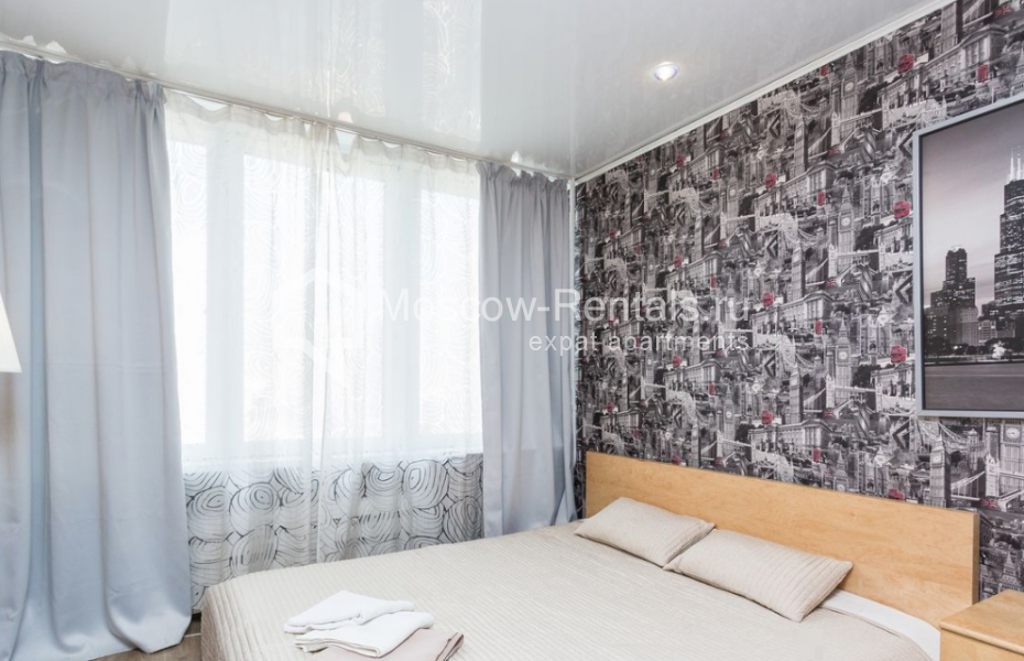 Photo #2 2-room (1 BR) apartment for <a href="http://moscow-rentals.ru/en/articles/long-term-rent" target="_blank">a long-term</a> rent
 in Russia, Moscow, New Arbat str, 26