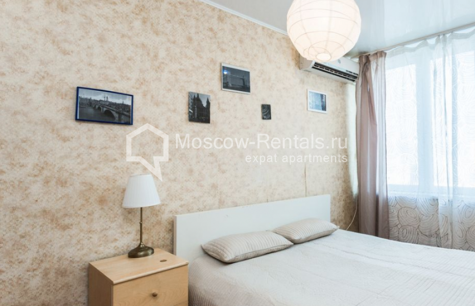 Photo #5 2-room (1 BR) apartment for <a href="http://moscow-rentals.ru/en/articles/long-term-rent" target="_blank">a long-term</a> rent
 in Russia, Moscow, New Arbat str, 26