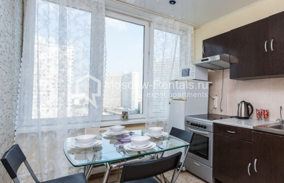 Photo #7 2-room (1 BR) apartment for <a href="http://moscow-rentals.ru/en/articles/long-term-rent" target="_blank">a long-term</a> rent
 in Russia, Moscow, New Arbat str, 26