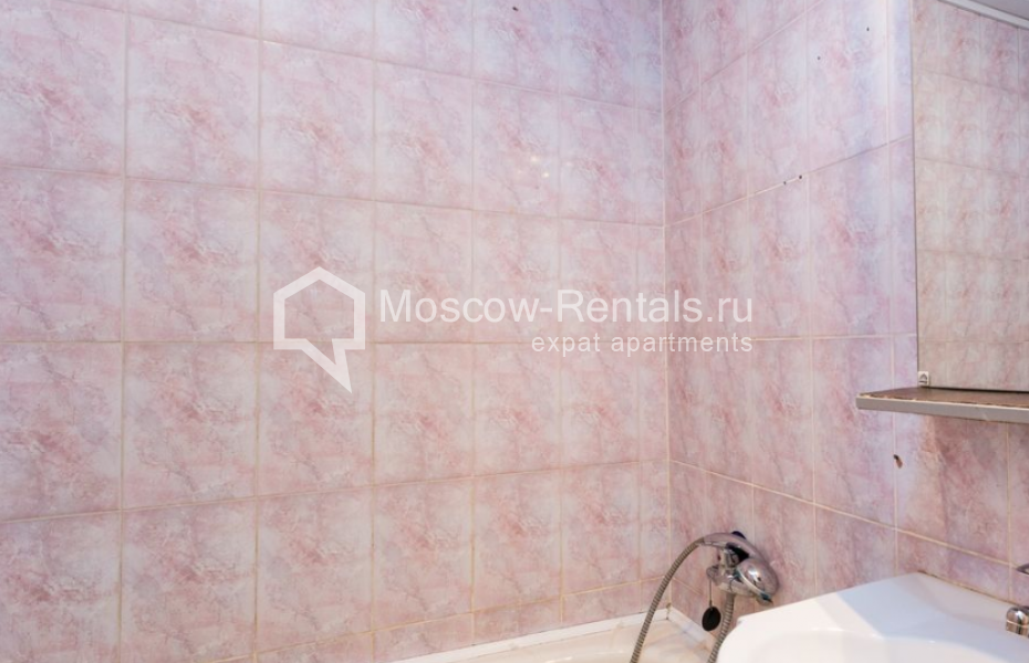 Photo #9 2-room (1 BR) apartment for <a href="http://moscow-rentals.ru/en/articles/long-term-rent" target="_blank">a long-term</a> rent
 in Russia, Moscow, New Arbat str, 26