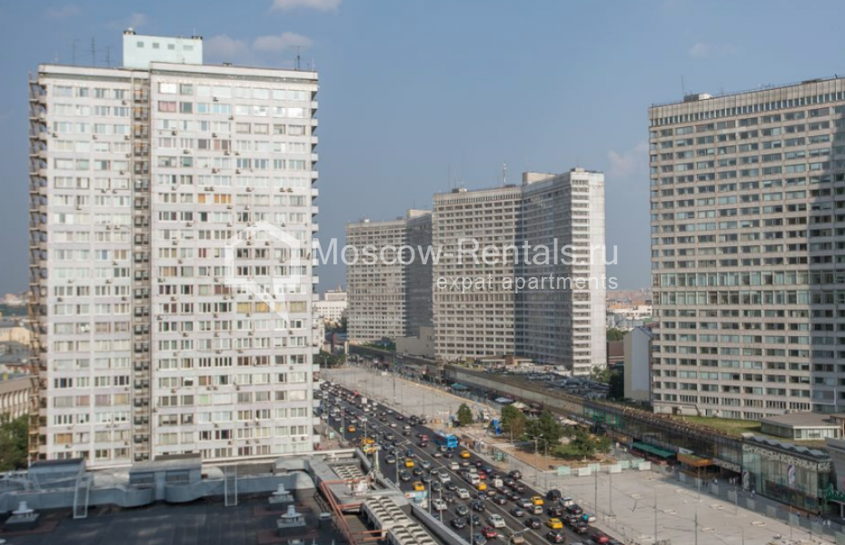 Photo #12 2-room (1 BR) apartment for <a href="http://moscow-rentals.ru/en/articles/long-term-rent" target="_blank">a long-term</a> rent
 in Russia, Moscow, New Arbat str, 26