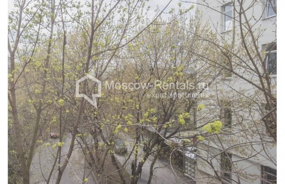 Photo #11 2-room (1 BR) apartment for <a href="http://moscow-rentals.ru/en/articles/long-term-rent" target="_blank">a long-term</a> rent
 in Russia, Moscow, Povarskaya str., 23С1