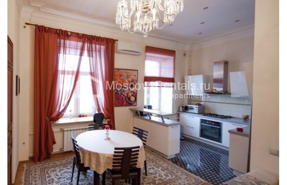 Photo #1 2-room (1 BR) apartment for <a href="http://moscow-rentals.ru/en/articles/long-term-rent" target="_blank">a long-term</a> rent
 in Russia, Moscow, Trubnikovskyi lane, 26С1