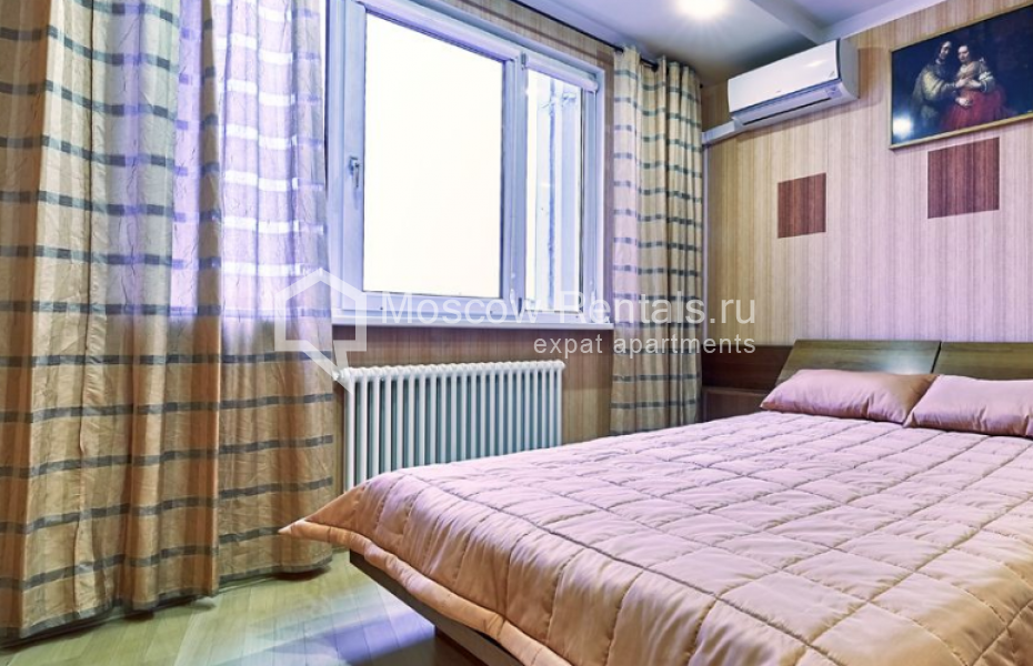 Photo #12 4-room (3 BR) apartment for <a href="http://moscow-rentals.ru/en/articles/long-term-rent" target="_blank">a long-term</a> rent
 in Russia, Moscow, Nikulinskaya str., 27К2