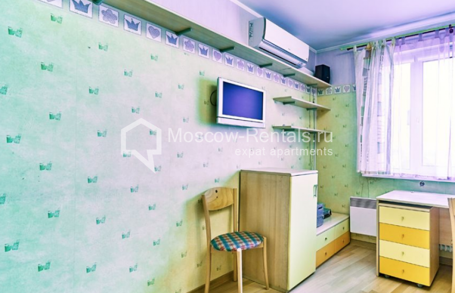 Photo #21 4-room (3 BR) apartment for <a href="http://moscow-rentals.ru/en/articles/long-term-rent" target="_blank">a long-term</a> rent
 in Russia, Moscow, Nikulinskaya str., 27К2