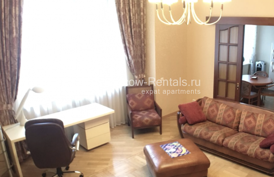 Photo #1 2-room (1 BR) apartment for <a href="http://moscow-rentals.ru/en/articles/long-term-rent" target="_blank">a long-term</a> rent
 in Russia, Moscow, Trubnikovskyi lane, 30С1
