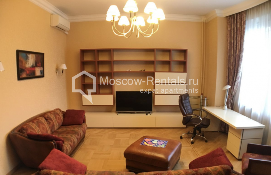Photo #3 2-room (1 BR) apartment for <a href="http://moscow-rentals.ru/en/articles/long-term-rent" target="_blank">a long-term</a> rent
 in Russia, Moscow, Trubnikovskyi lane, 30С1