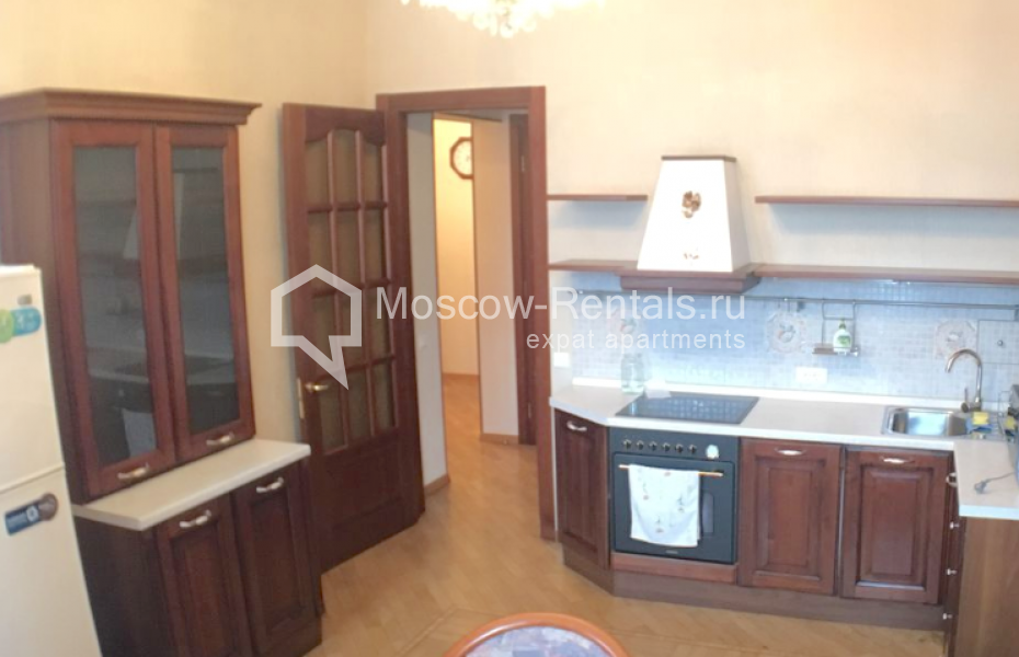 Photo #11 2-room (1 BR) apartment for <a href="http://moscow-rentals.ru/en/articles/long-term-rent" target="_blank">a long-term</a> rent
 in Russia, Moscow, Trubnikovskyi lane, 30С1