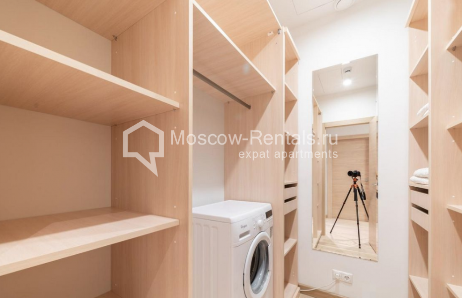 Photo #9 2-room (1 BR) apartment for <a href="http://moscow-rentals.ru/en/articles/long-term-rent" target="_blank">a long-term</a> rent
 in Russia, Moscow, New Arbat, 32
