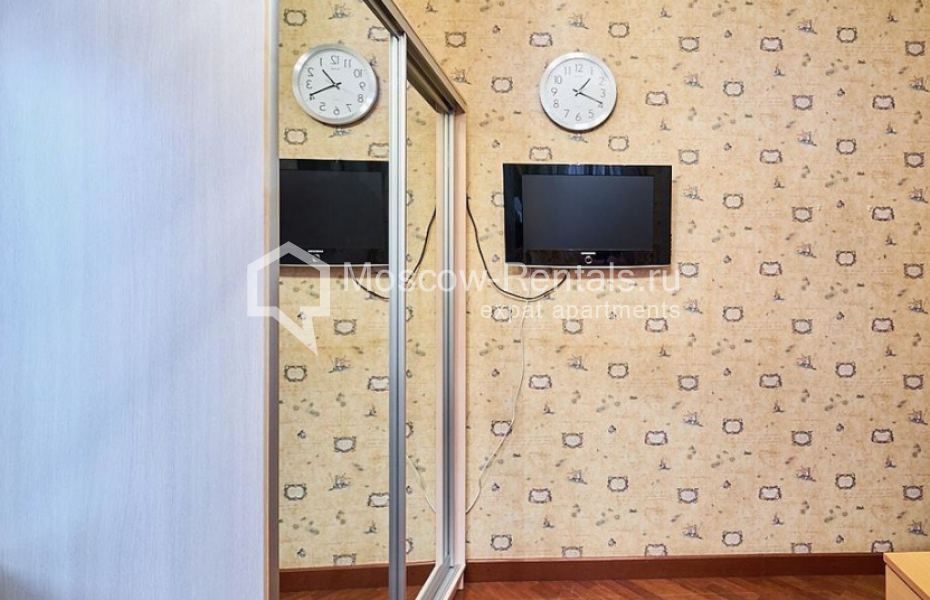 Photo #17 4-room (3 BR) apartment for <a href="http://moscow-rentals.ru/en/articles/long-term-rent" target="_blank">a long-term</a> rent
 in Russia, Moscow, Novinskyi blv, 25 К 10