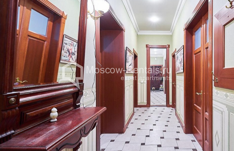 Photo #23 4-room (3 BR) apartment for <a href="http://moscow-rentals.ru/en/articles/long-term-rent" target="_blank">a long-term</a> rent
 in Russia, Moscow, Novinskyi blv, 25 К 10