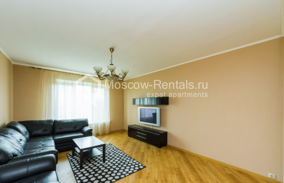 Photo #1 3-room (2 BR) apartment for <a href="http://moscow-rentals.ru/en/articles/long-term-rent" target="_blank">a long-term</a> rent
 in Russia, Moscow, Nikoloyamskyi lane, 3А bld 4