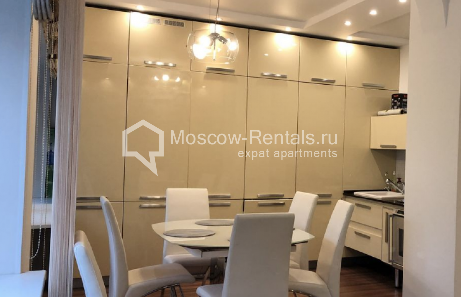 Photo #1 3-room (2 BR) apartment for <a href="http://moscow-rentals.ru/en/articles/long-term-rent" target="_blank">a long-term</a> rent
 in Russia, Moscow, B. Devyatinskyi lane, 4