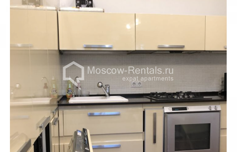 Photo #3 3-room (2 BR) apartment for <a href="http://moscow-rentals.ru/en/articles/long-term-rent" target="_blank">a long-term</a> rent
 in Russia, Moscow, B. Devyatinskyi lane, 4