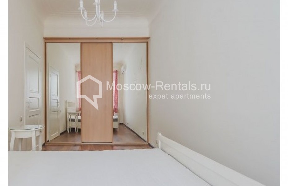 Photo #4 3-room (2 BR) apartment for <a href="http://moscow-rentals.ru/en/articles/long-term-rent" target="_blank">a long-term</a> rent
 in Russia, Moscow, Novinskyi blv, 12