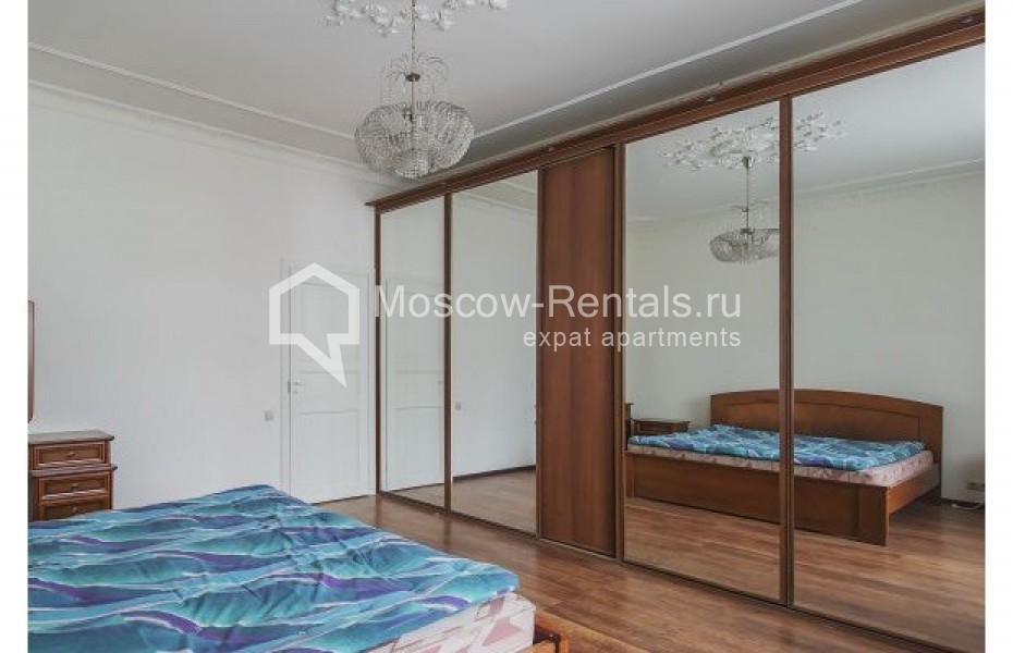 Photo #6 3-room (2 BR) apartment for <a href="http://moscow-rentals.ru/en/articles/long-term-rent" target="_blank">a long-term</a> rent
 in Russia, Moscow, Novinskyi blv, 12