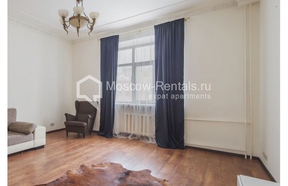 Photo #3 3-room (2 BR) apartment for <a href="http://moscow-rentals.ru/en/articles/long-term-rent" target="_blank">a long-term</a> rent
 in Russia, Moscow, Novinskyi blv, 12