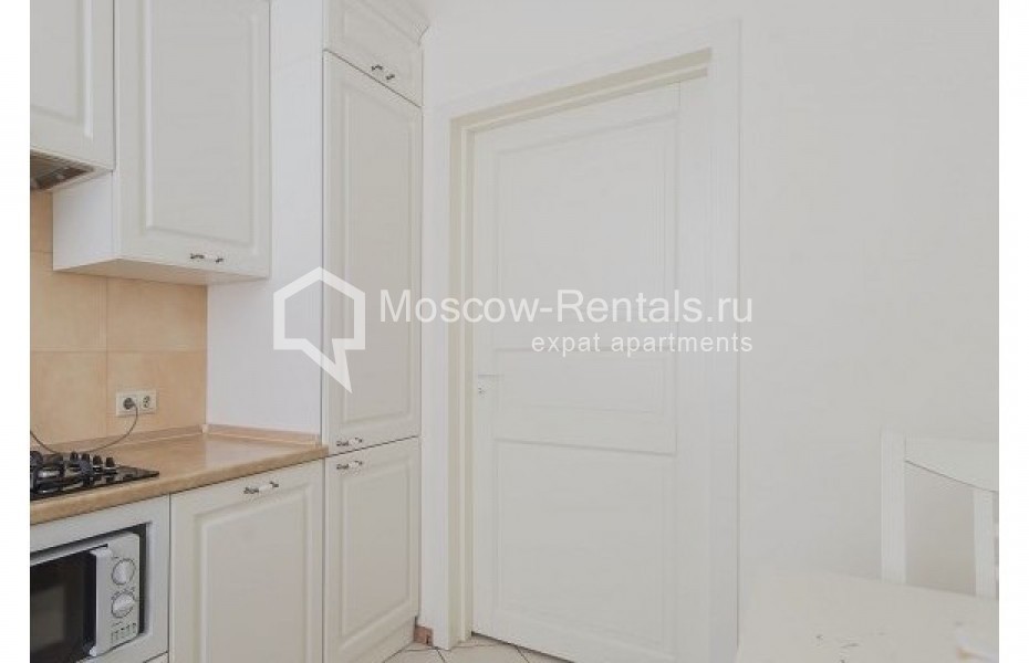 Photo #10 3-room (2 BR) apartment for <a href="http://moscow-rentals.ru/en/articles/long-term-rent" target="_blank">a long-term</a> rent
 in Russia, Moscow, Novinskyi blv, 12