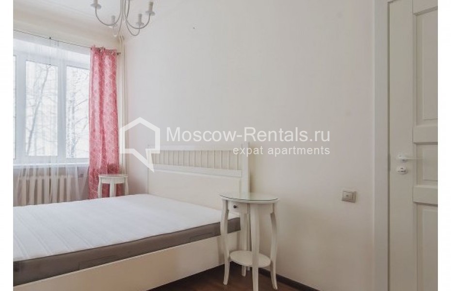 Photo #5 3-room (2 BR) apartment for <a href="http://moscow-rentals.ru/en/articles/long-term-rent" target="_blank">a long-term</a> rent
 in Russia, Moscow, Novinskyi blv, 12