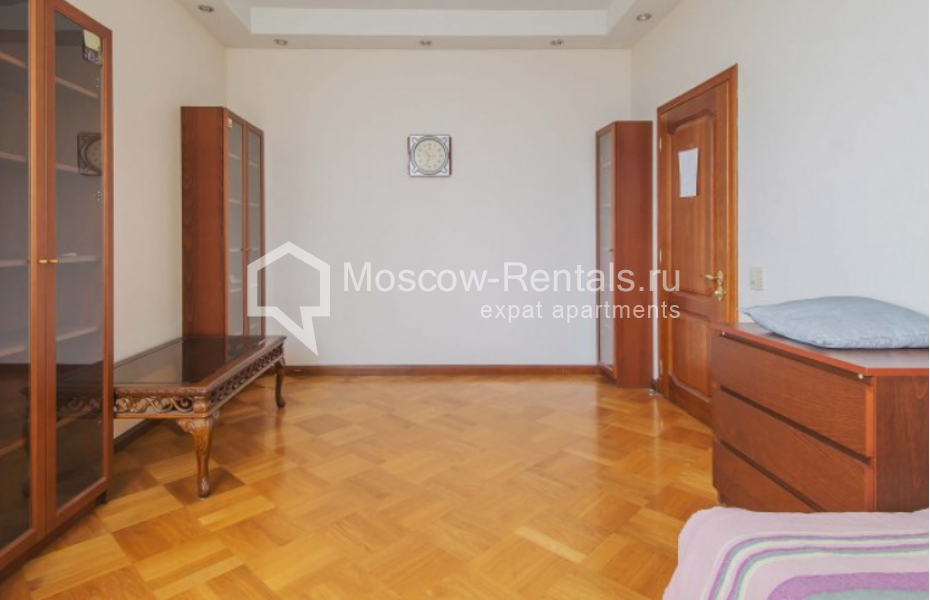 Photo #11 4-room (3 BR) apartment for <a href="http://moscow-rentals.ru/en/articles/long-term-rent" target="_blank">a long-term</a> rent
 in Russia, Moscow, Lobachevskogo str, 52К1